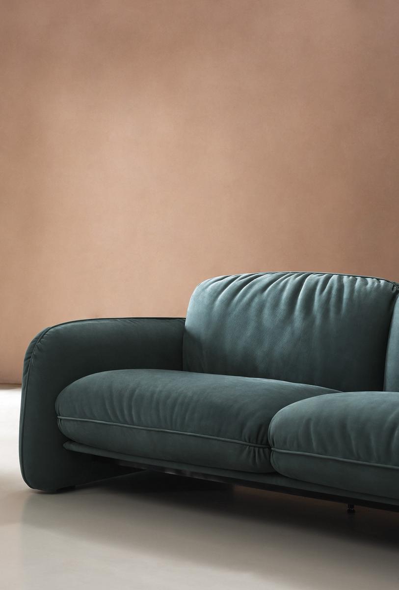 BRIGITTE Contemporary style upholstered leather sofa