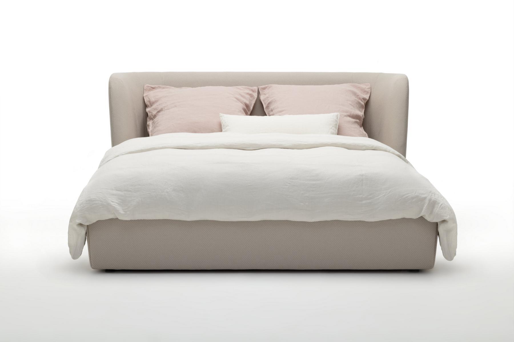 1400 TONDO Fabric double bed