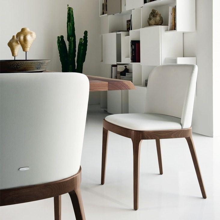 MAGDA Nabuk chair