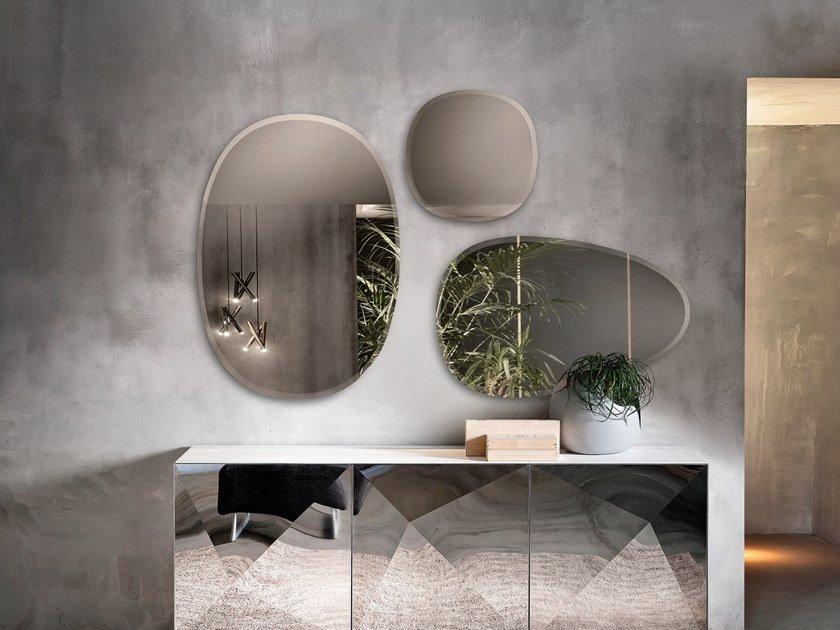 SELFIE Framed wall-mounted metal mirror