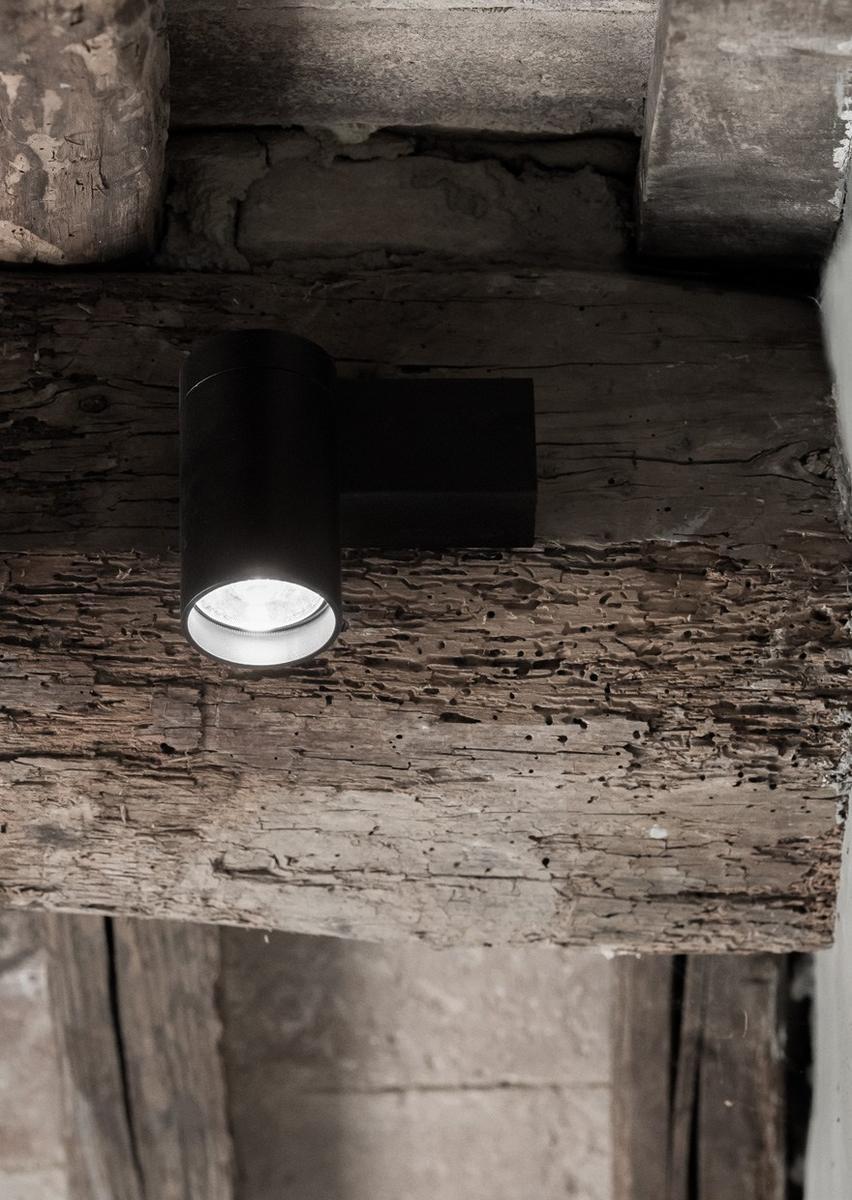 DOT P LED wall-mounted spotlight