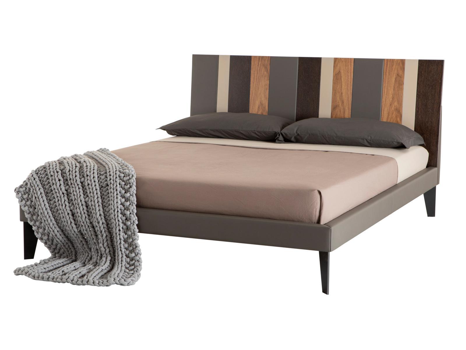RANDOM Double bed in solid wood and leather