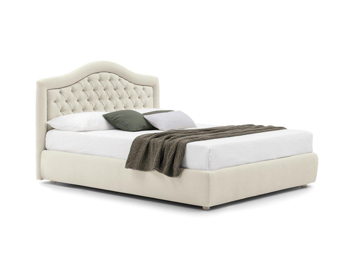 CAPRI CAPITONNE’ Double bed with tufted headboard