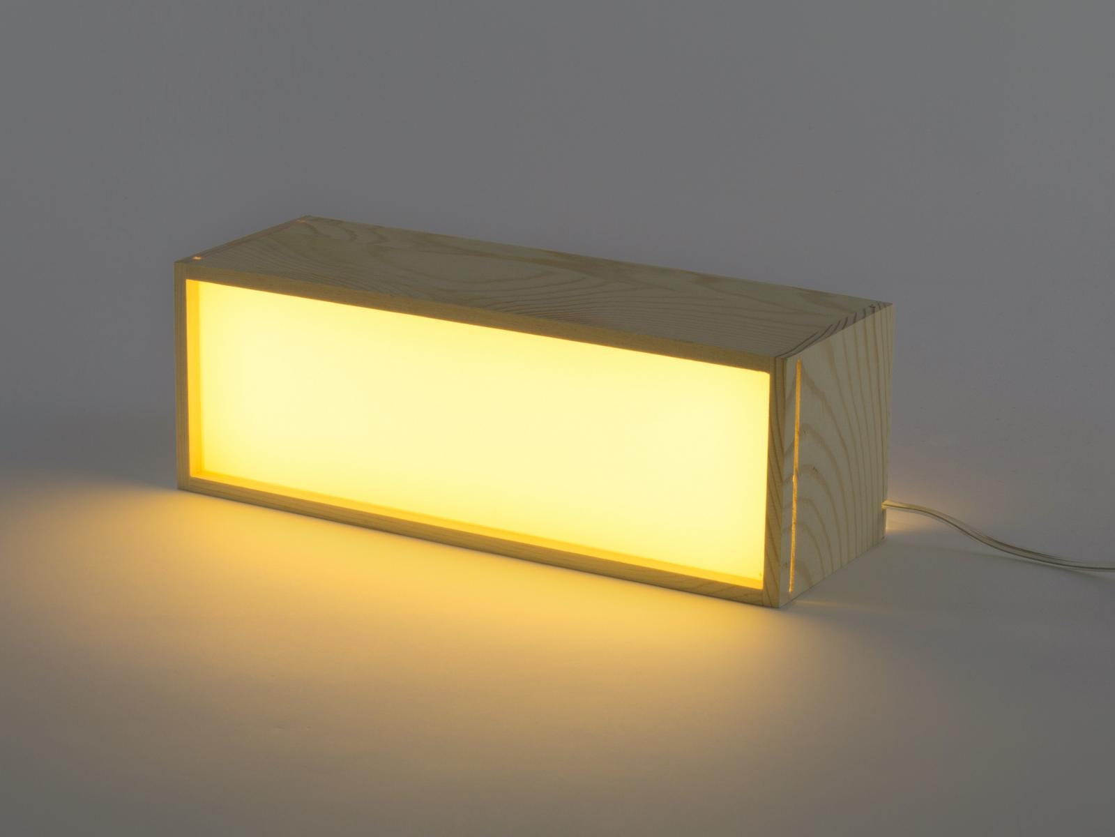 LIVE LED wooden table lamp