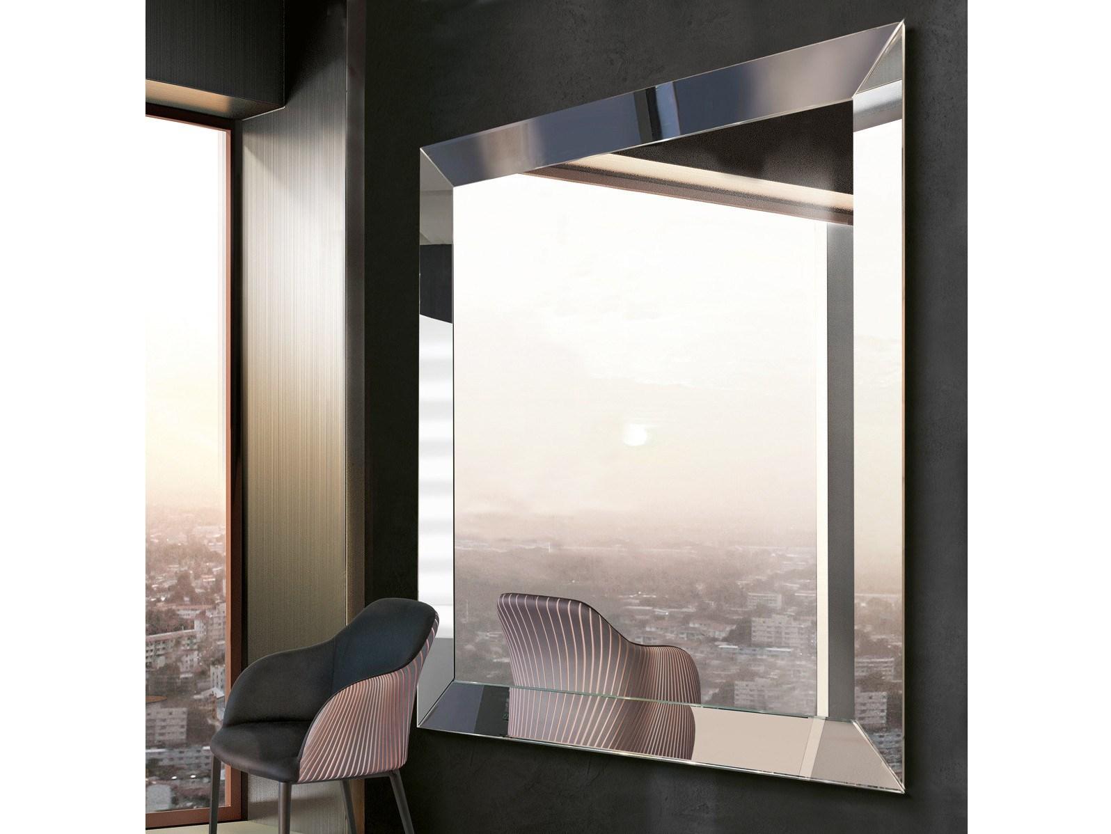 TRAPEZIO Square framed mirror