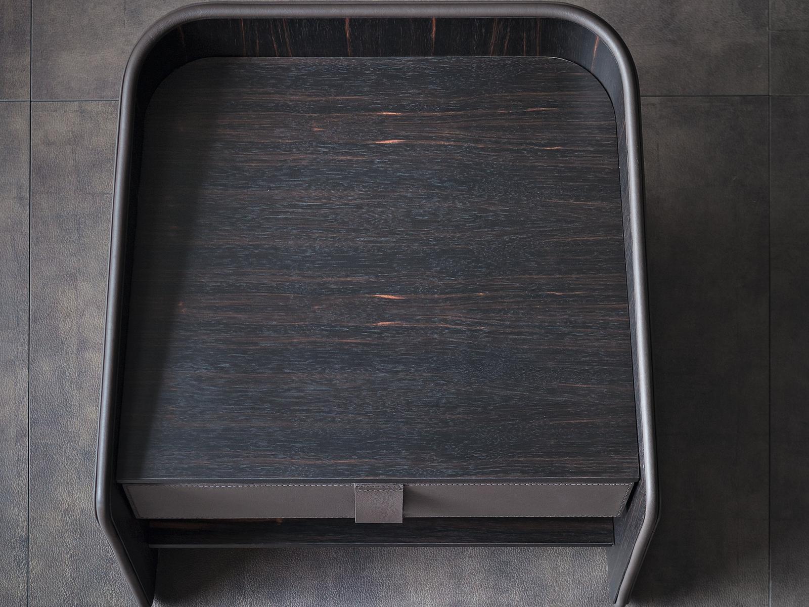 GENTLEMAN Rectangular leather bedside table