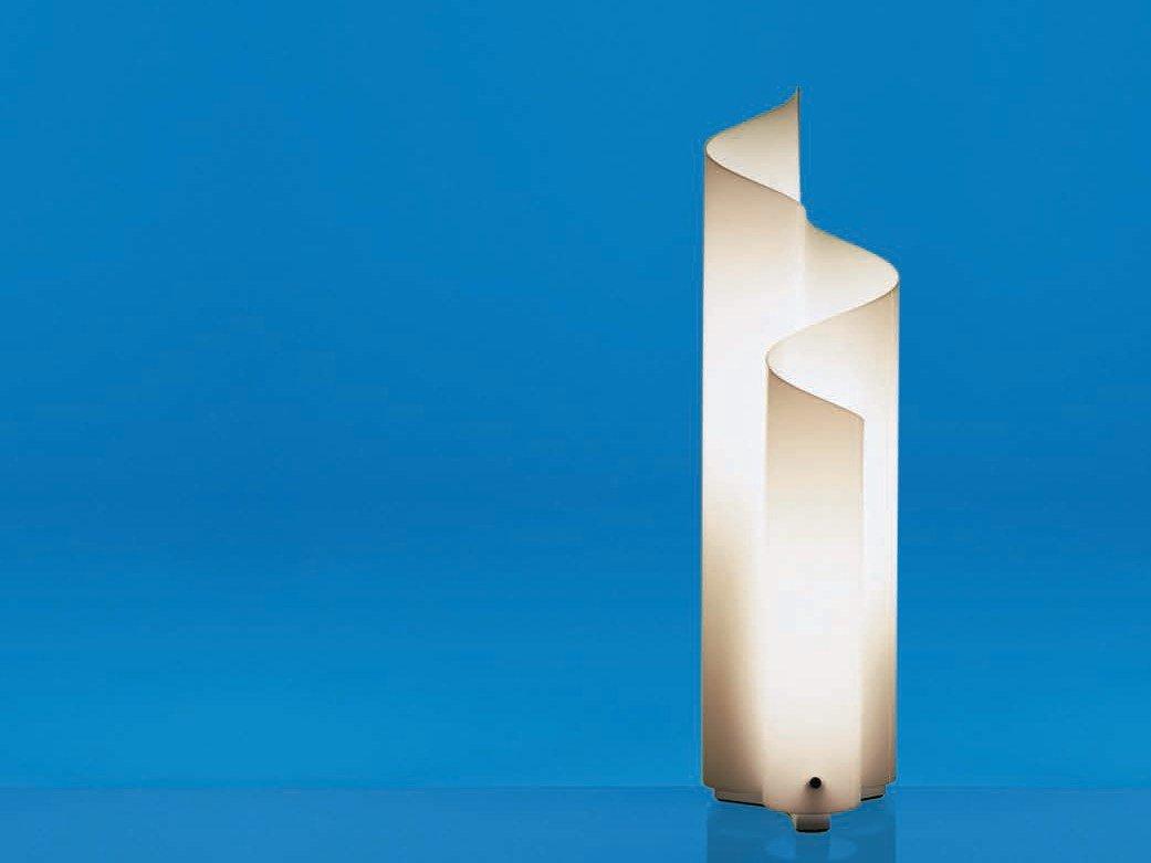 MEZZACHIMERA Halogen methacrylate table lamp