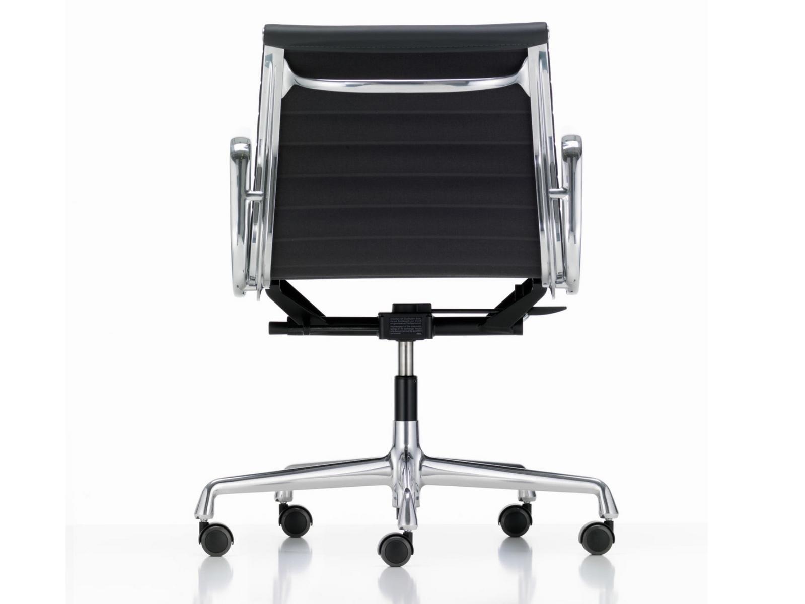 ALUMINIUM CHAIR EA 117 Swivel leather office chair with armrests