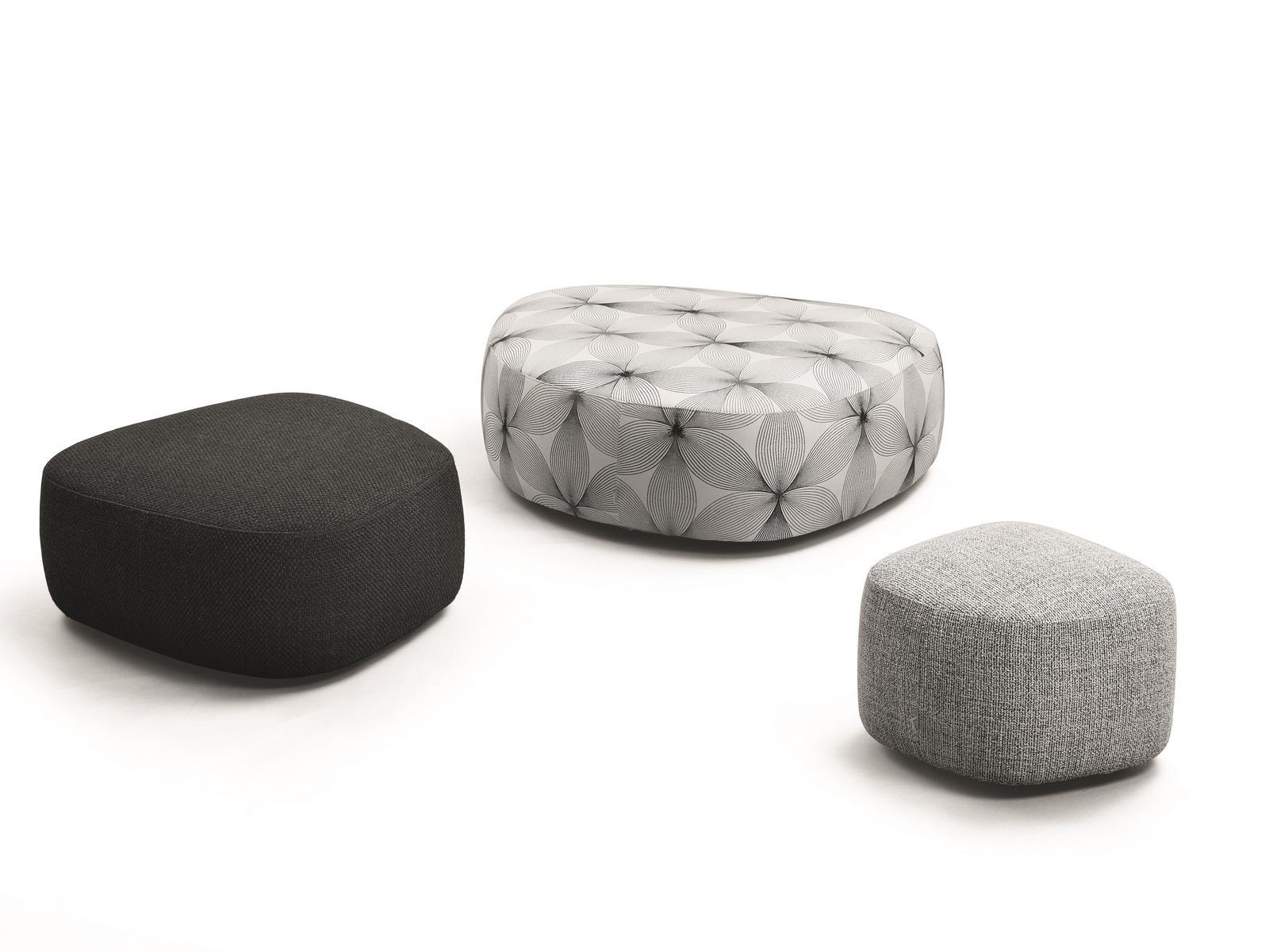 PIERRE Pouf with removable lining