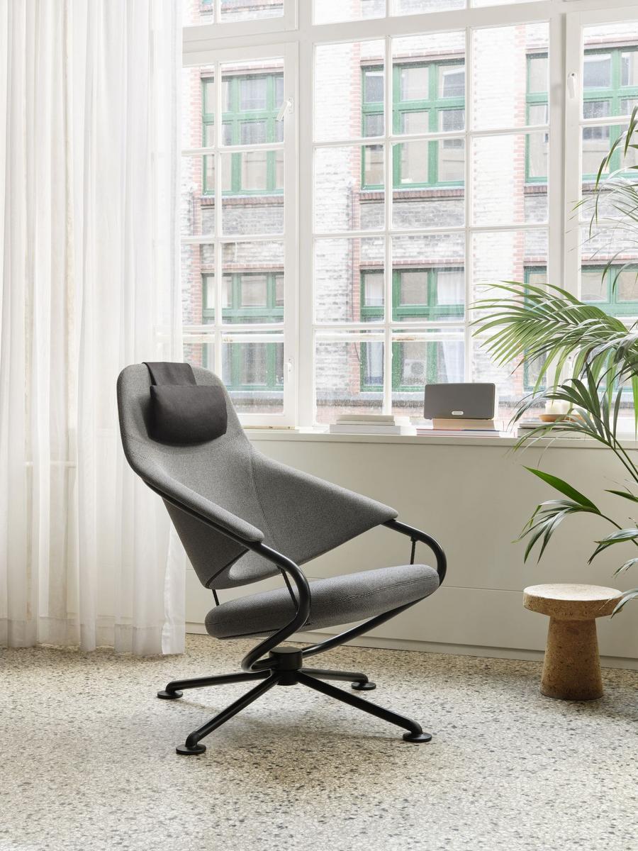 CITIZEN HIGHBACK Swivel fabric armchair with 4-spoke base with headrest