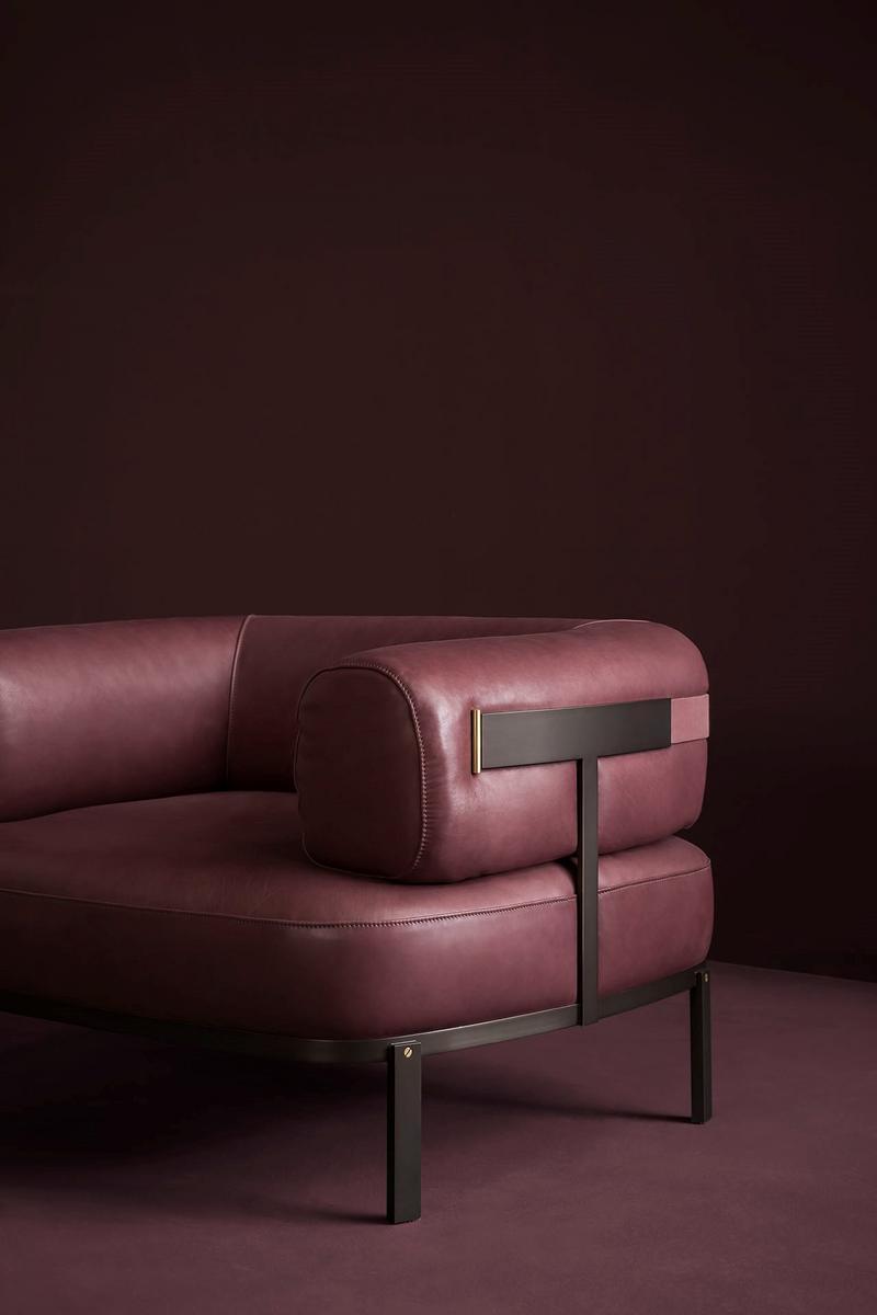 BELT Leather armchair with armrests