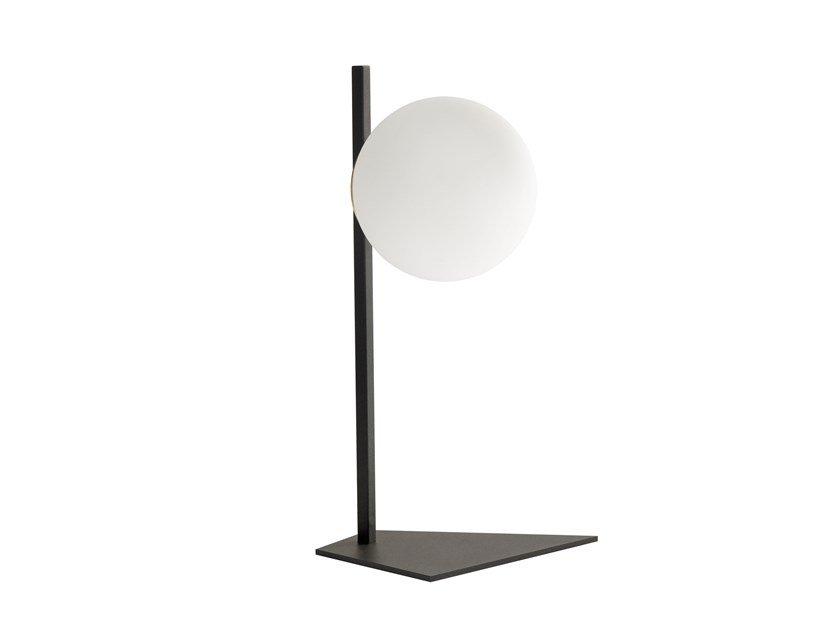 MERIDIAN T SMALL Direct light painted metal table lamp