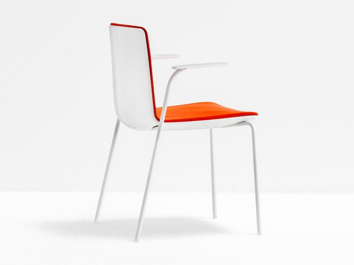 NOA 726 Upholstered polycarbonate chair with armrests