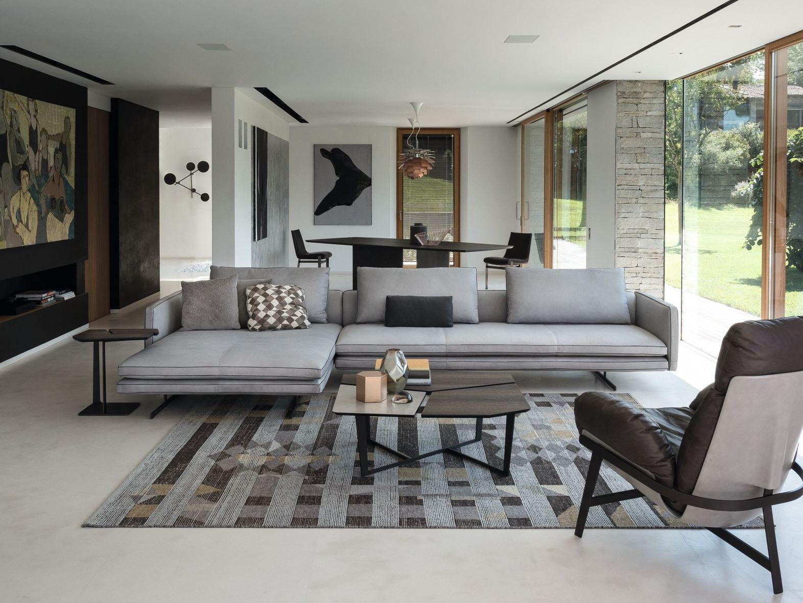 MOSS Fabric sofa with chaise longue