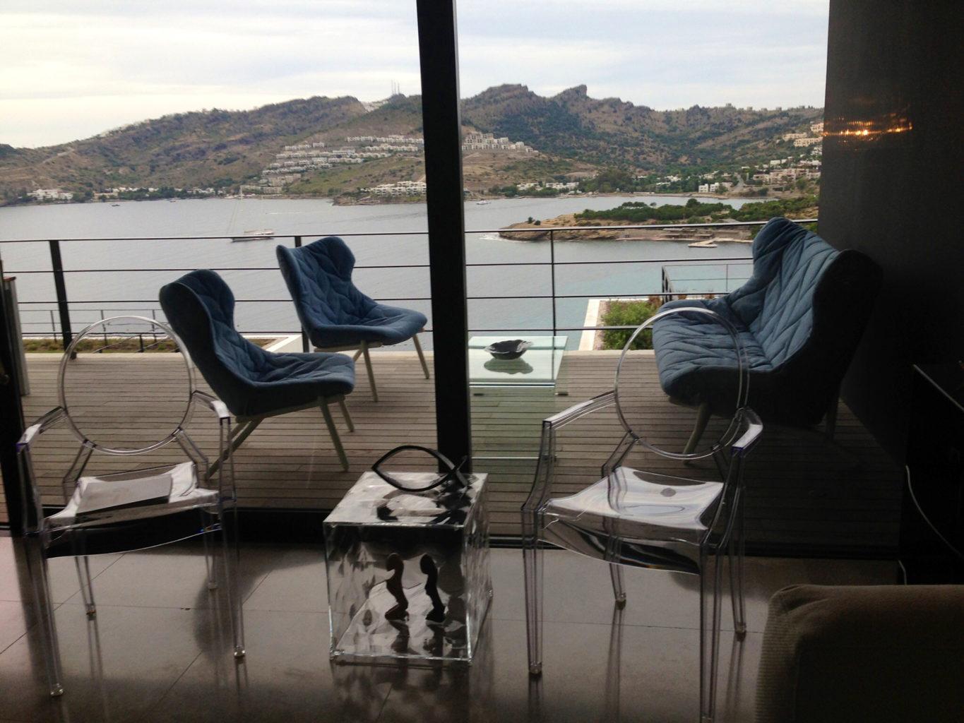 FOLIAGE Velvet armchair