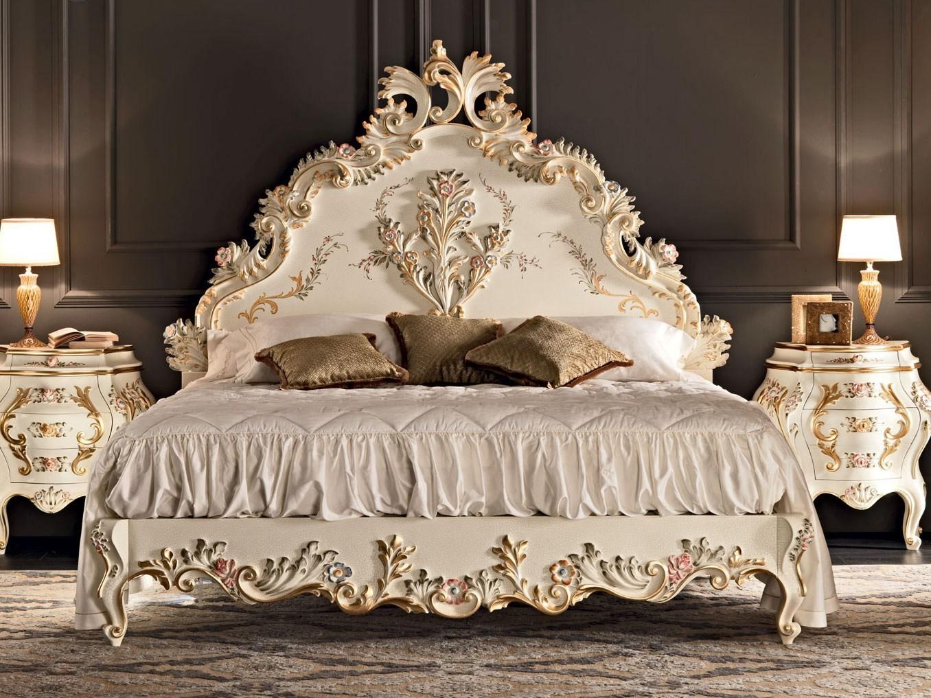 11208 Double bed with high headboard