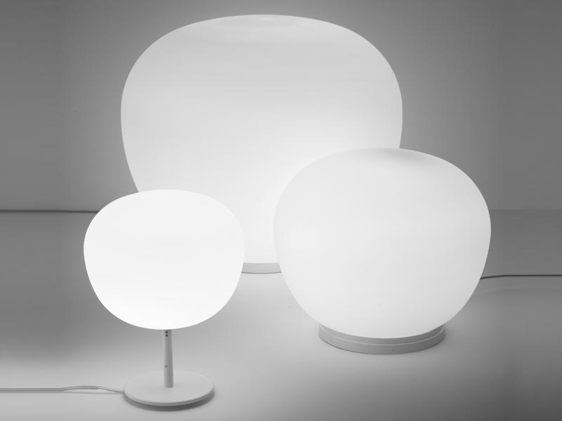 LUMI MOCHI Glass table lamp