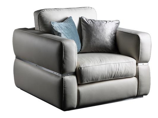 OLA Leather armchair with armrests