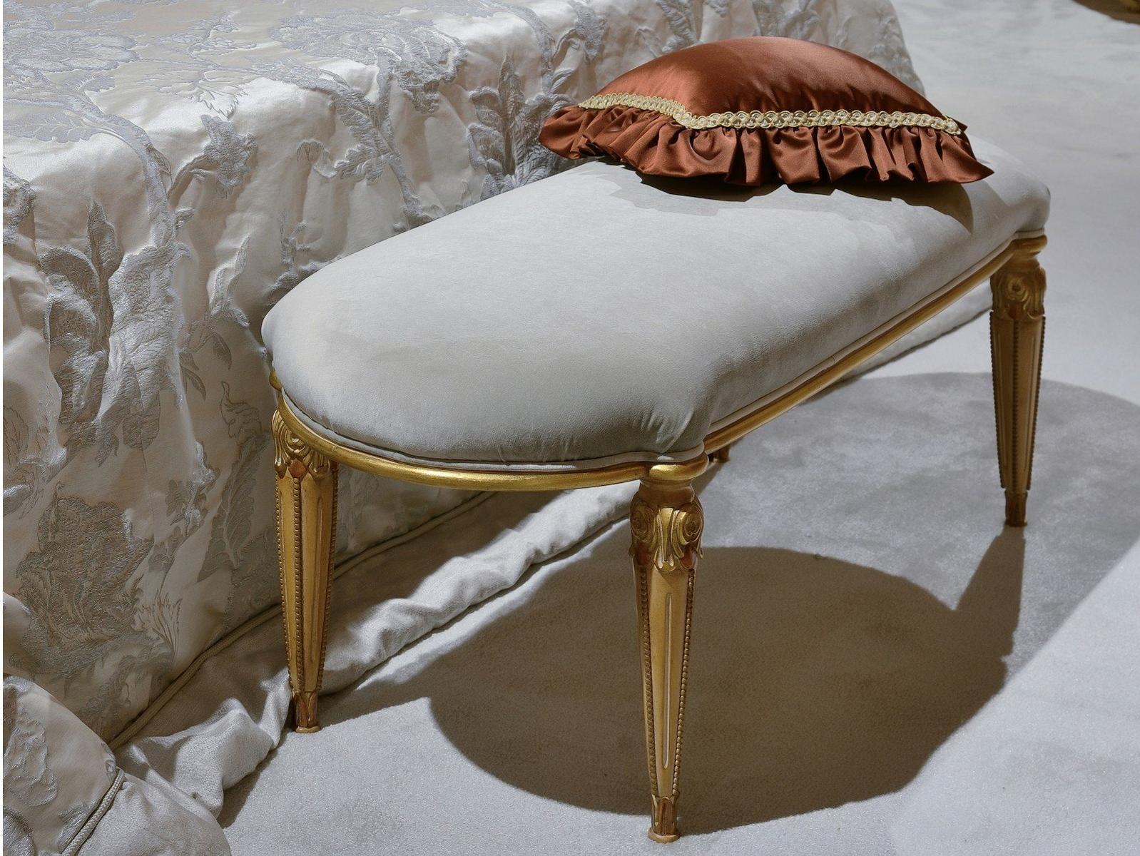 3700_LUIGI XVI Upholstered velvet bench