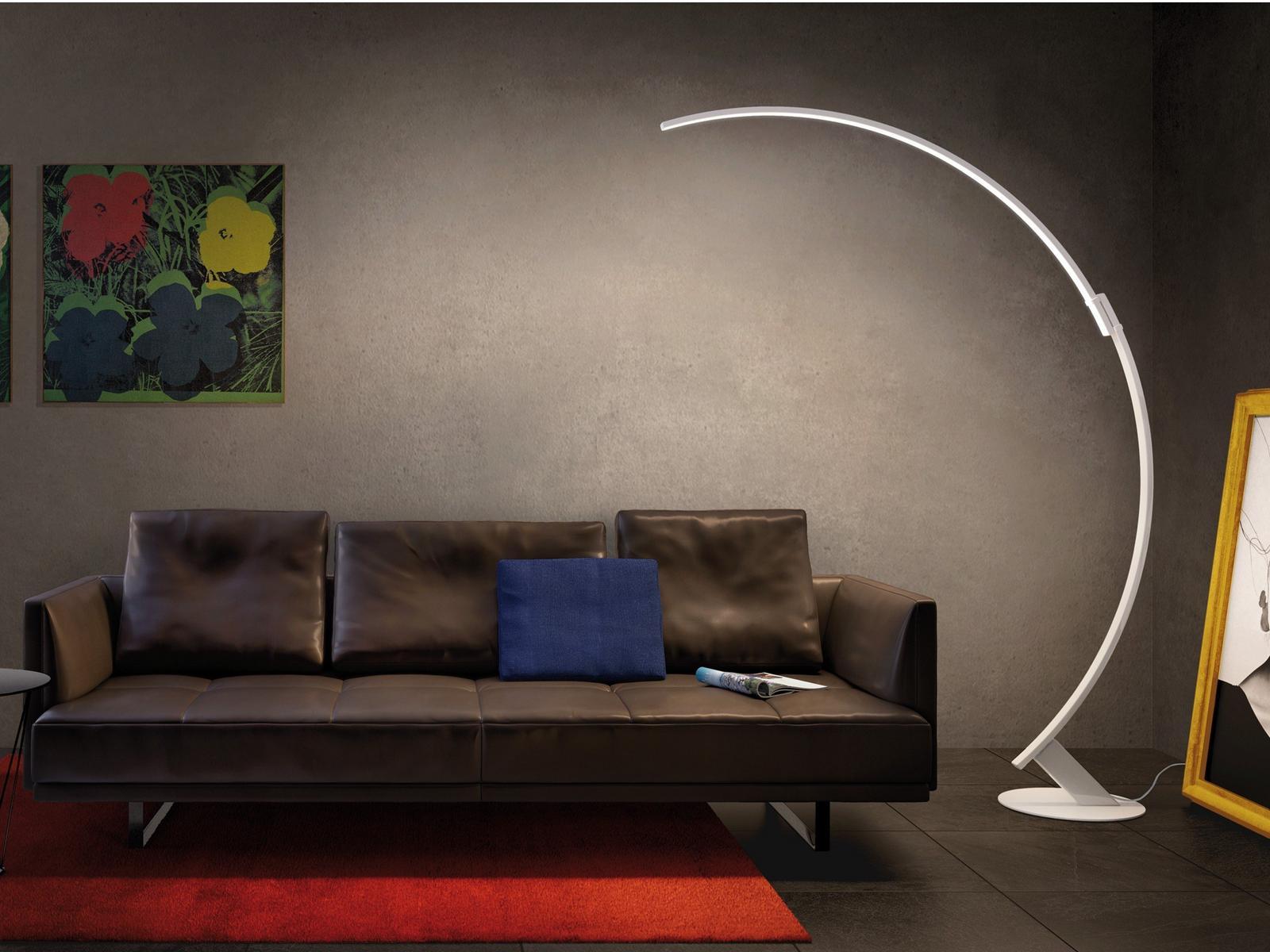 KYUDO LED height-adjustable aluminium floor lamp