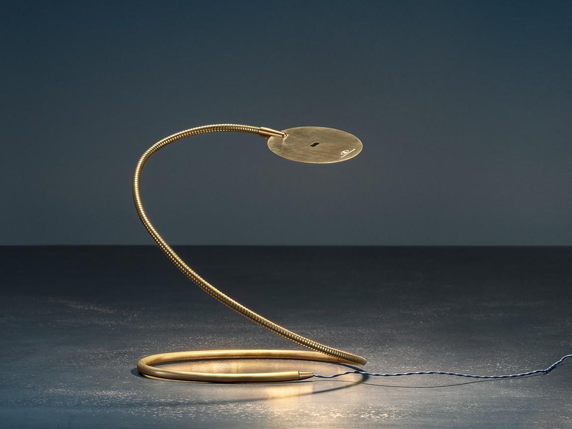 HEREM T LED with swing arm brass table lamp
